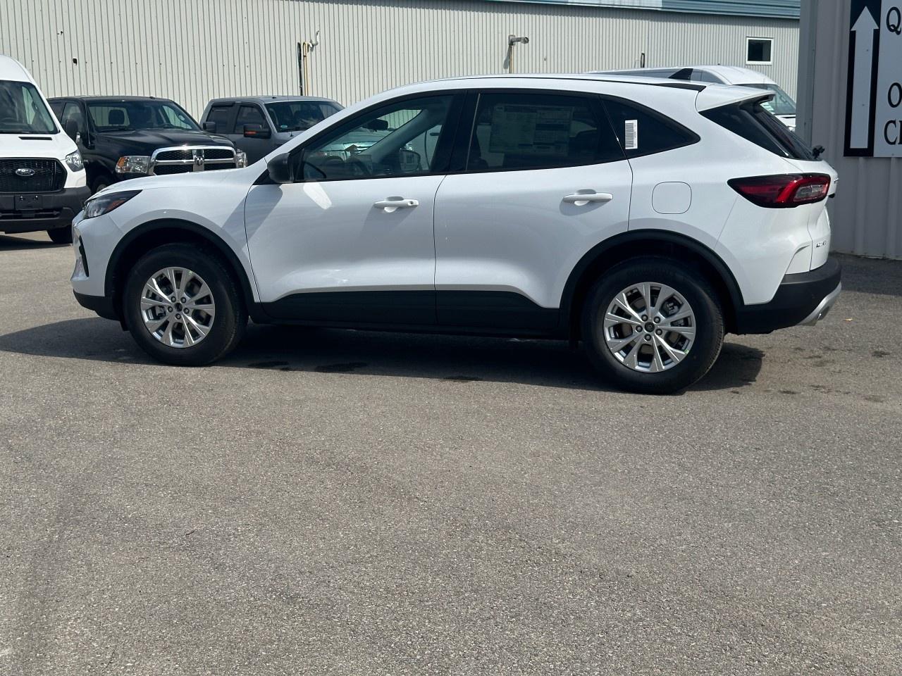 2025 Ford Escape Active AWD Photo