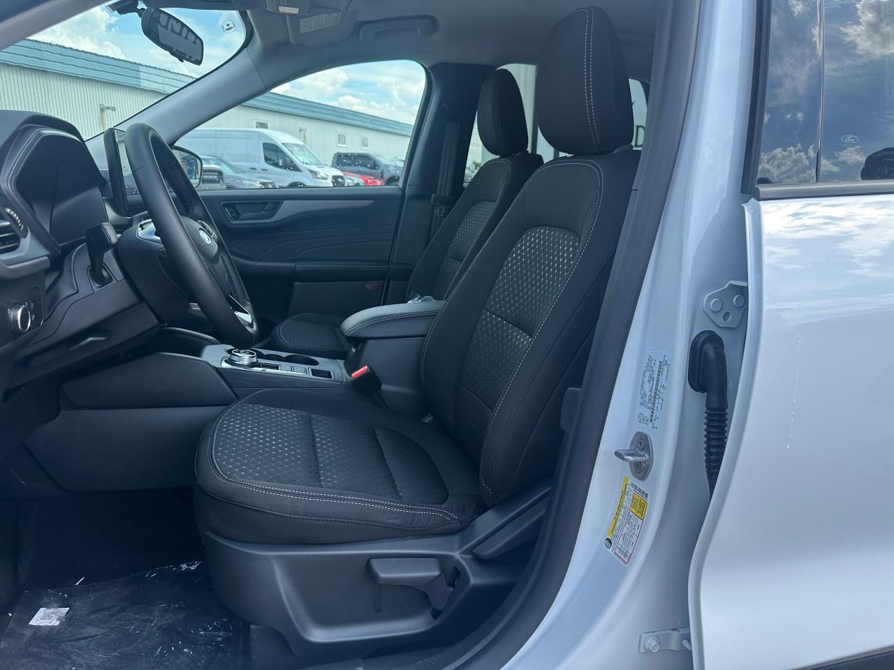 2025 Ford Escape Active AWD Photo