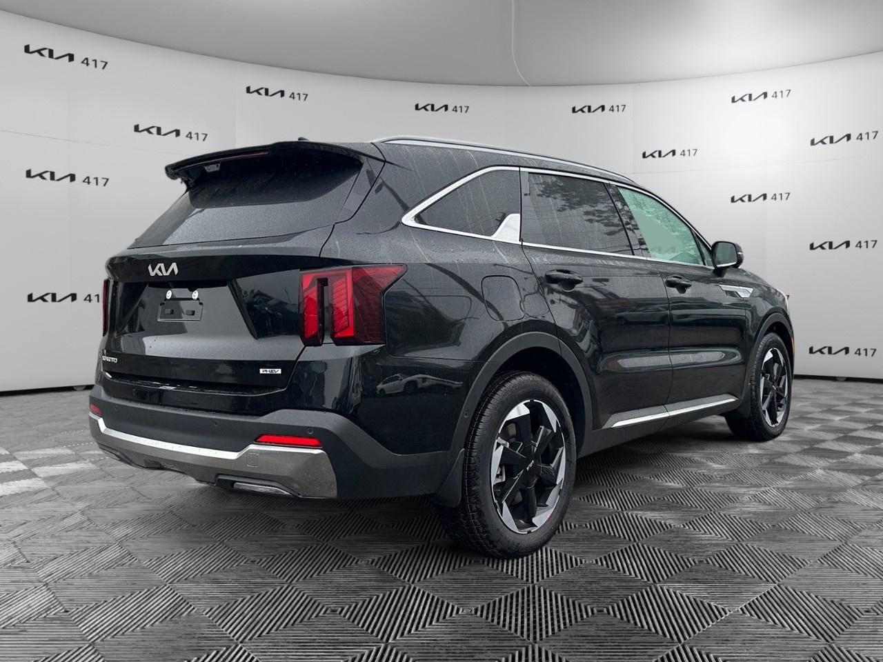 2026 Kia Sorento Plug-In Hybrid SX AWD Photo4