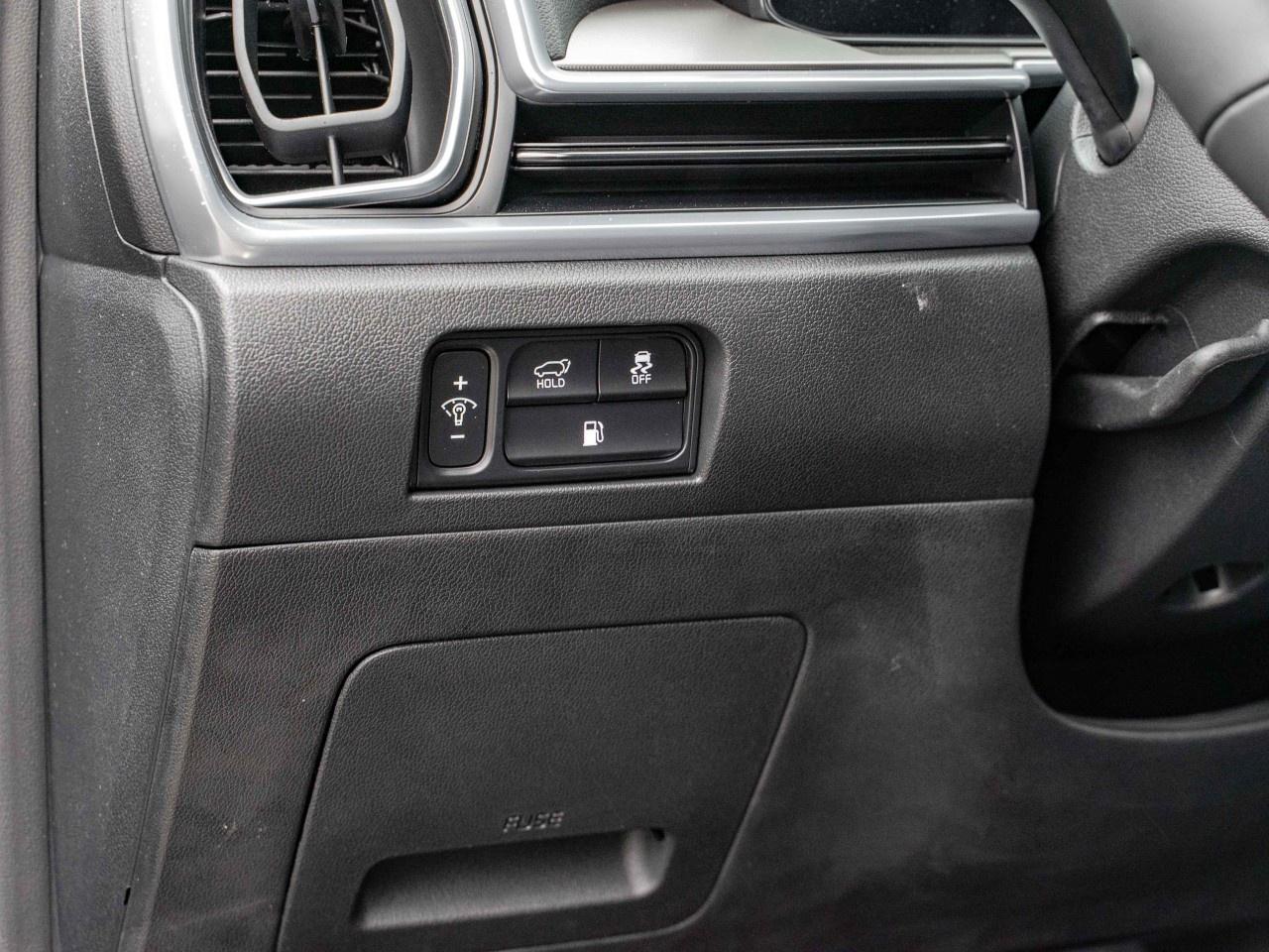 2026 Kia Sorento Plug-In Hybrid SX AWD Photo