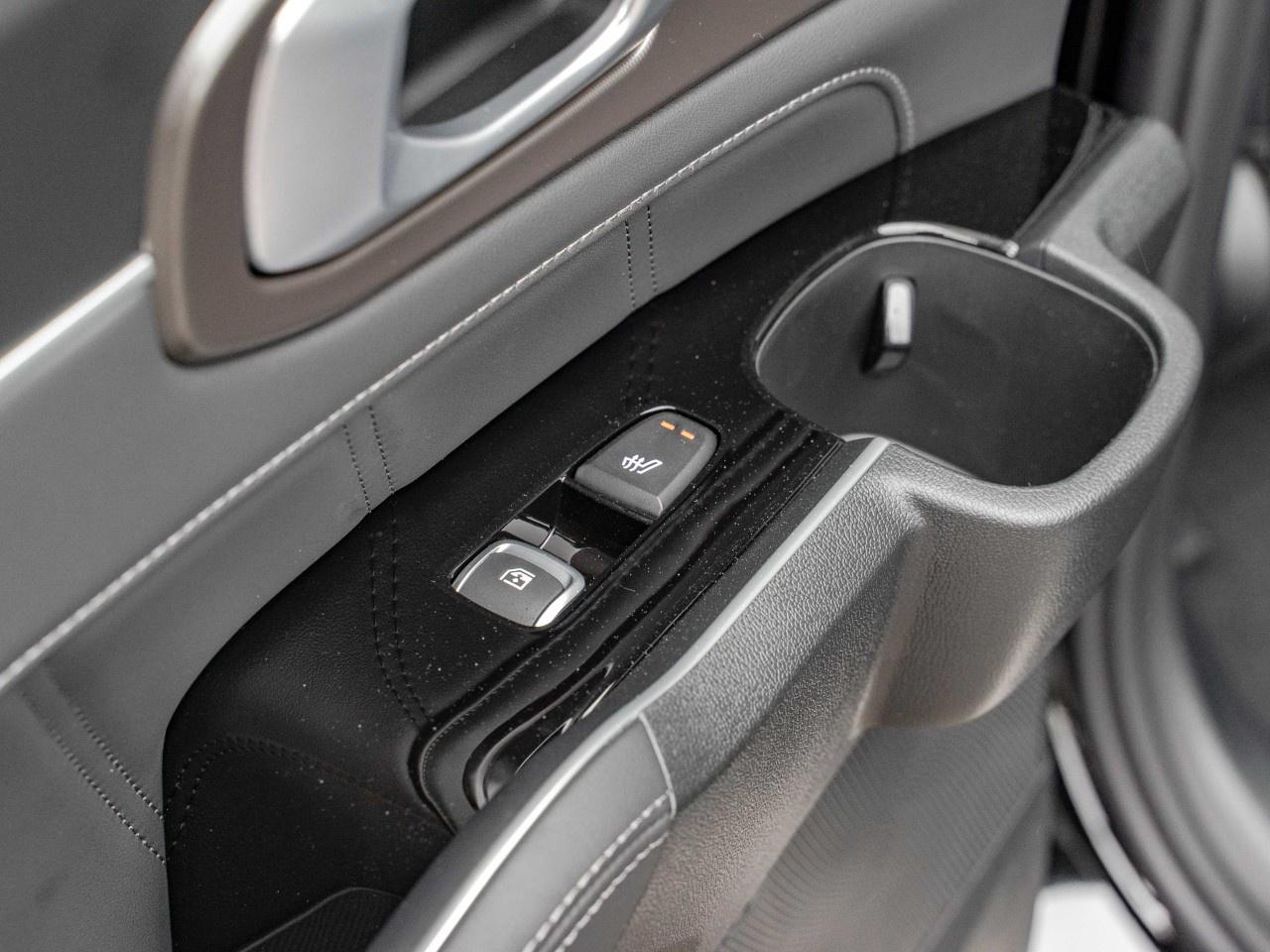 2026 Kia Sorento Plug-In Hybrid SX AWD Photo