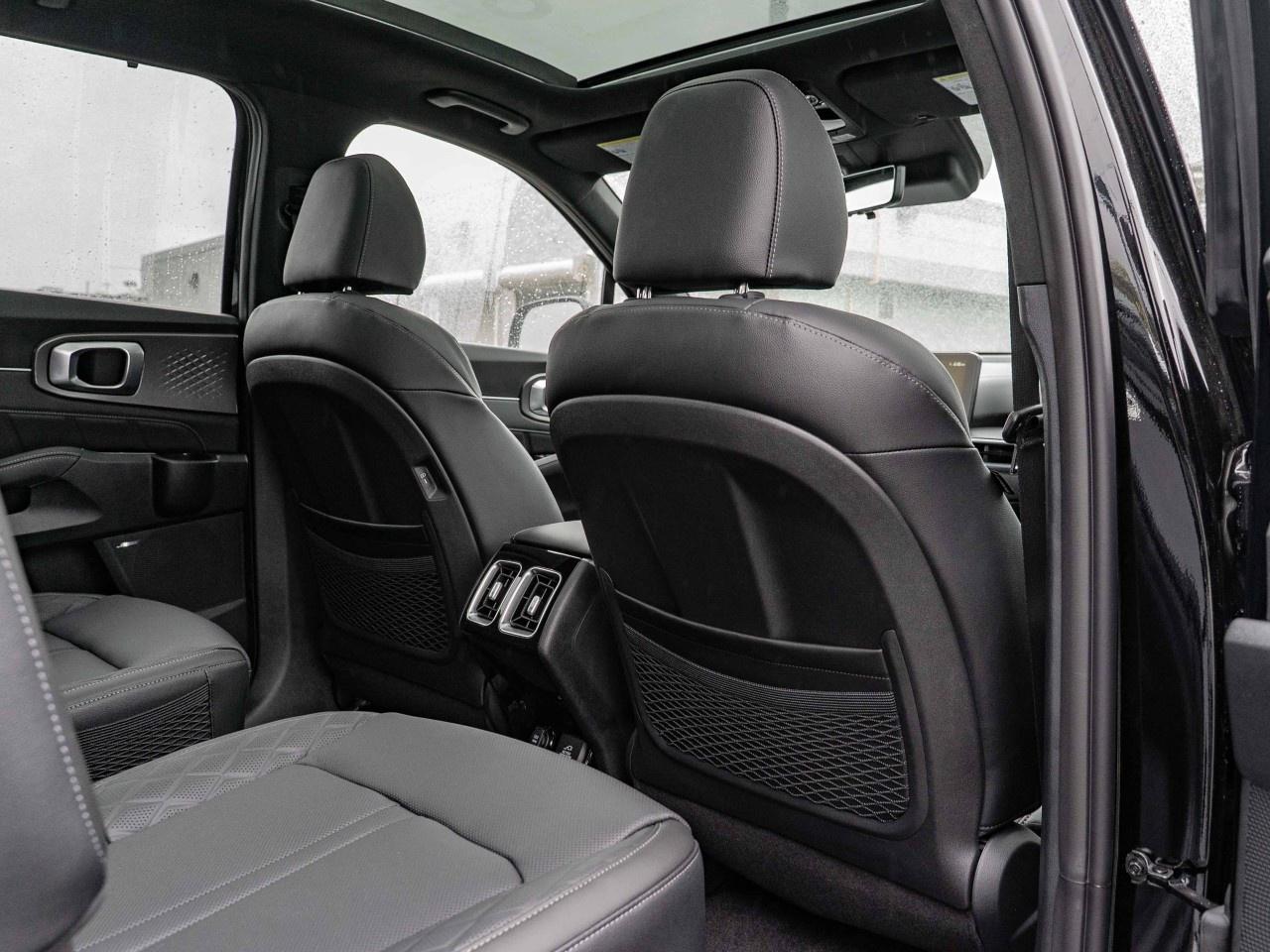 2026 Kia Sorento Plug-In Hybrid SX AWD Photo