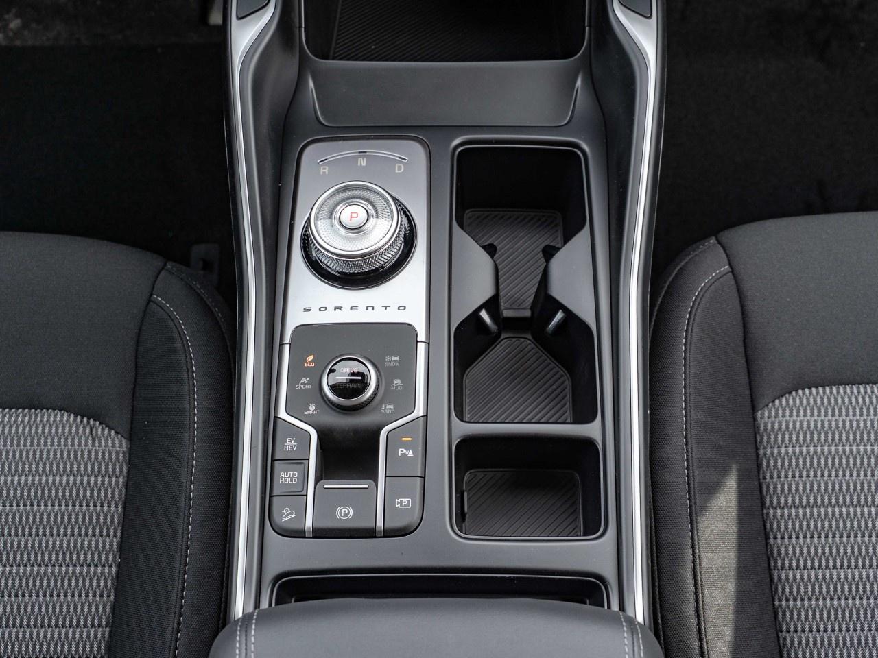 2026 Kia Sorento Plug-In Hybrid LX AWD Photo