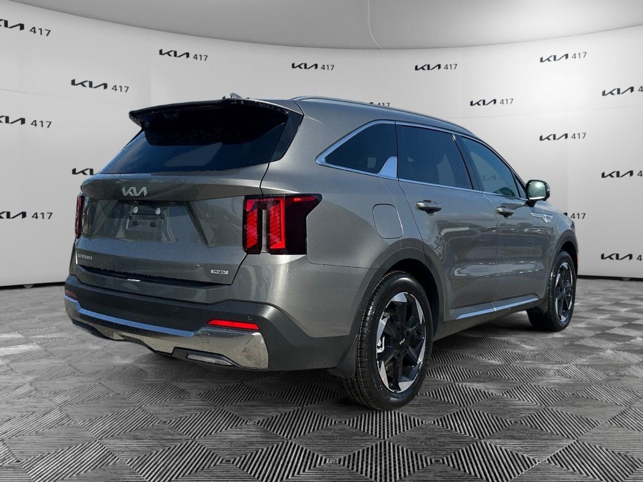 2026 Kia Sorento Plug-In Hybrid SX AWD Photo4