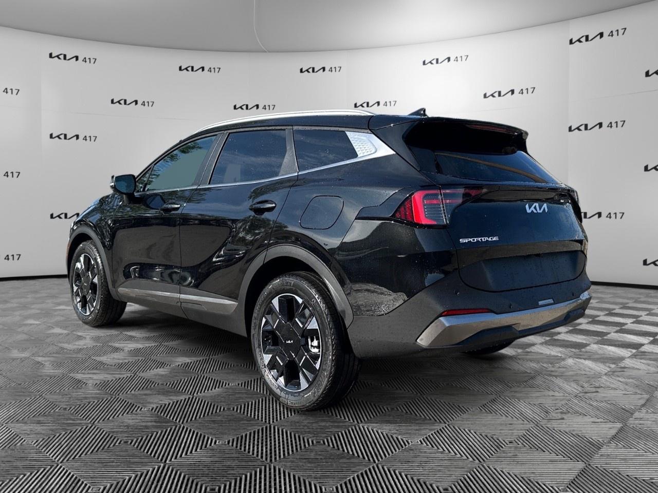 2026 Kia Sportage Plug-In Hybrid EX AWD Photo2