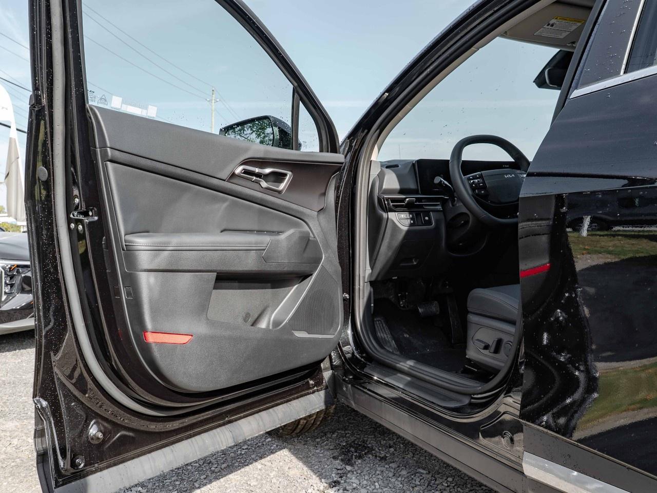 2026 Kia Sportage Plug-In Hybrid EX AWD Photo