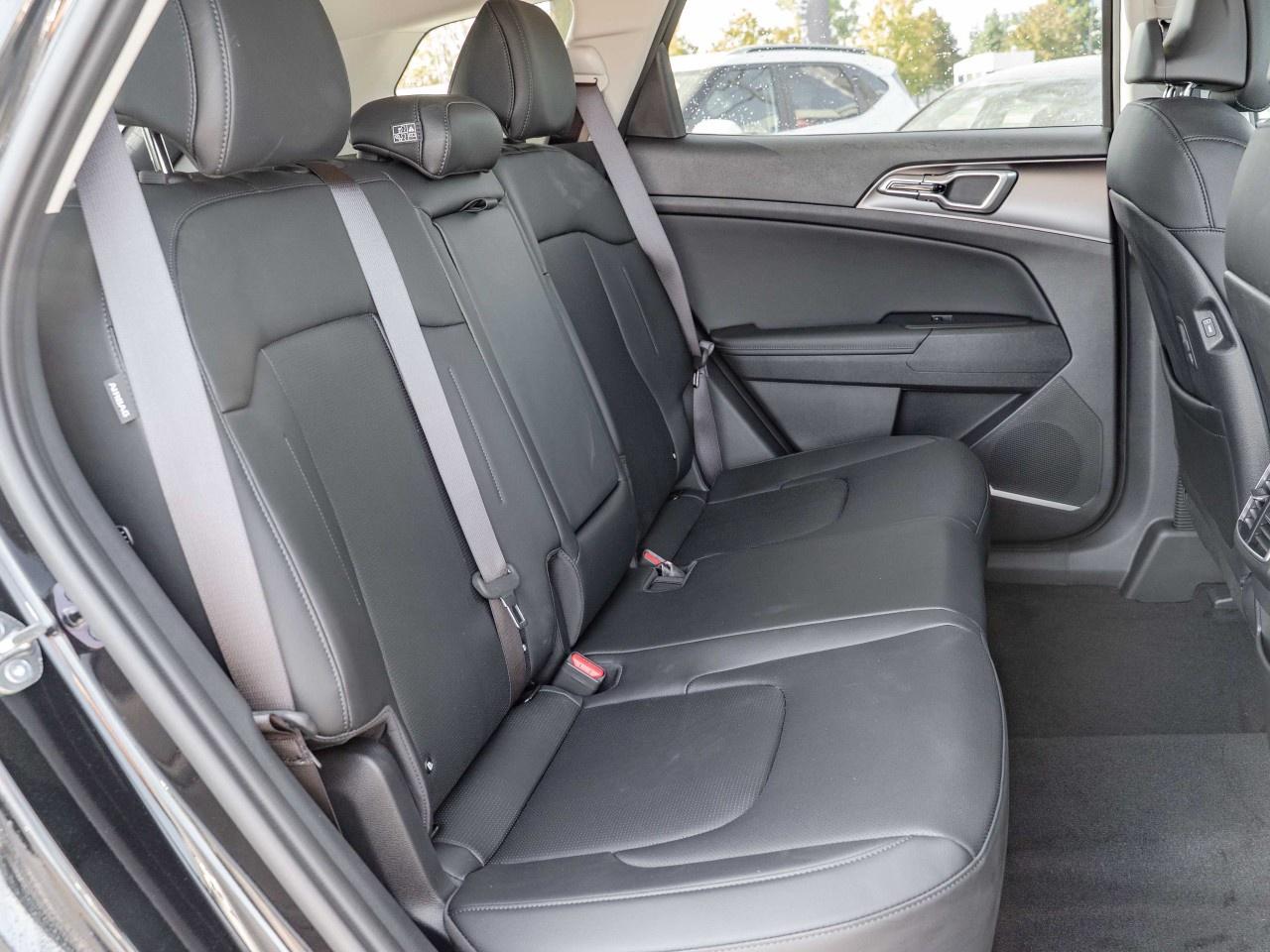 2026 Kia Sportage Plug-In Hybrid EX AWD Photo