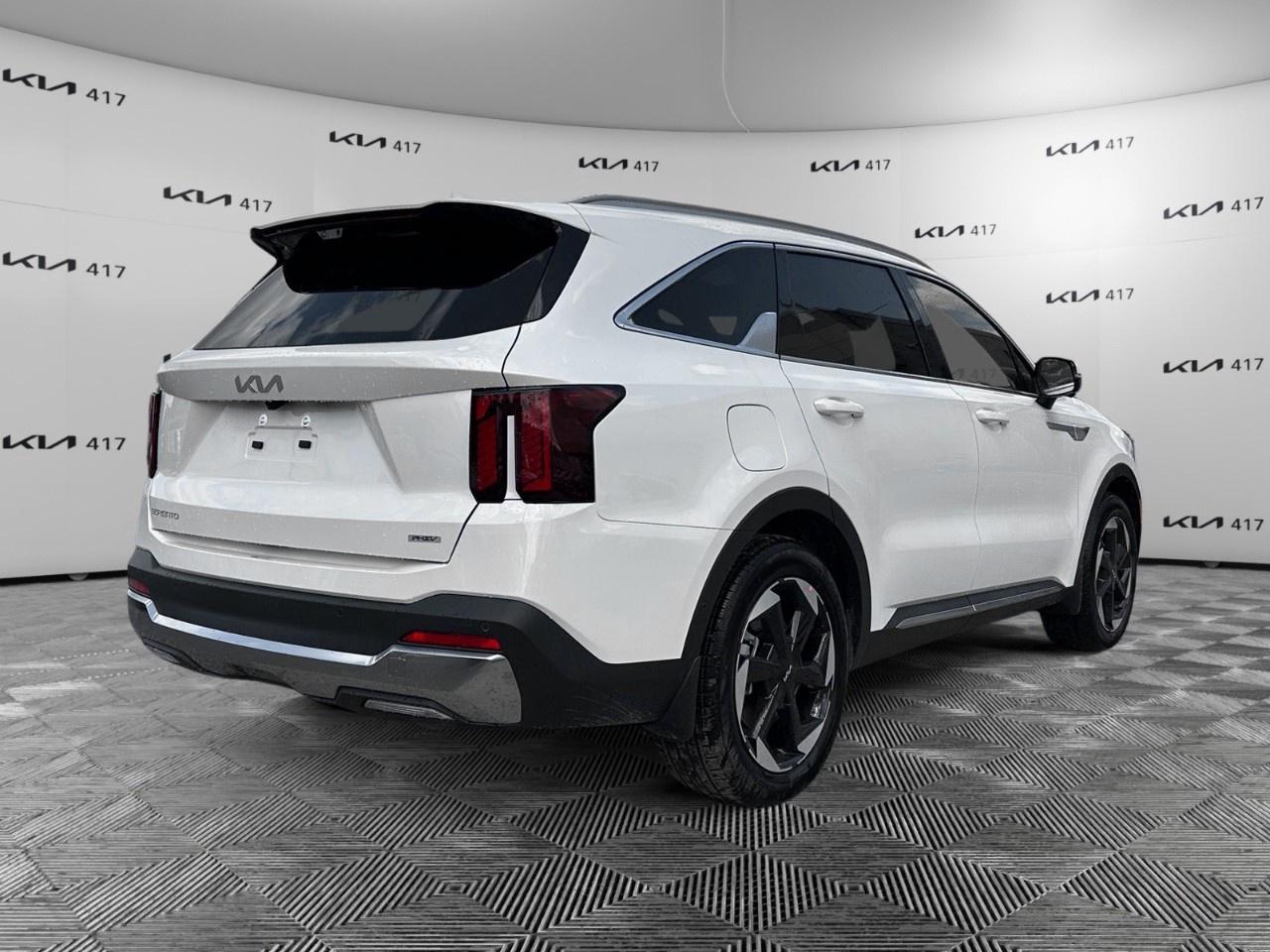 2026 Kia Sorento Plug-In Hybrid SX AWD Photo4