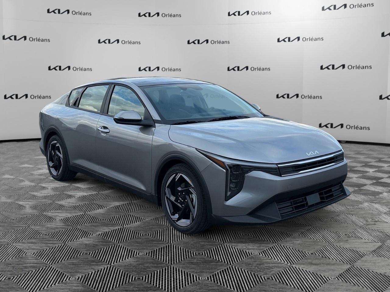 2025 Kia K4 EX  FWD Photo2