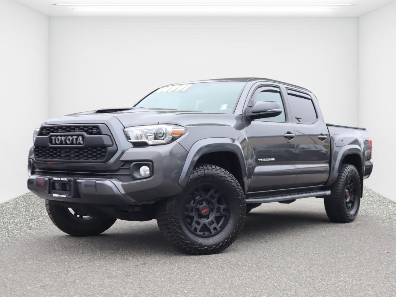 Used 2018 Toyota Tacoma TRD Sport for sale in Surrey, BC