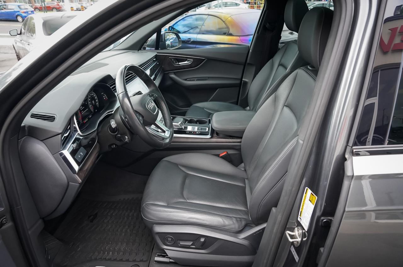 2021 Audi Q7 PROGRESSIV Photo