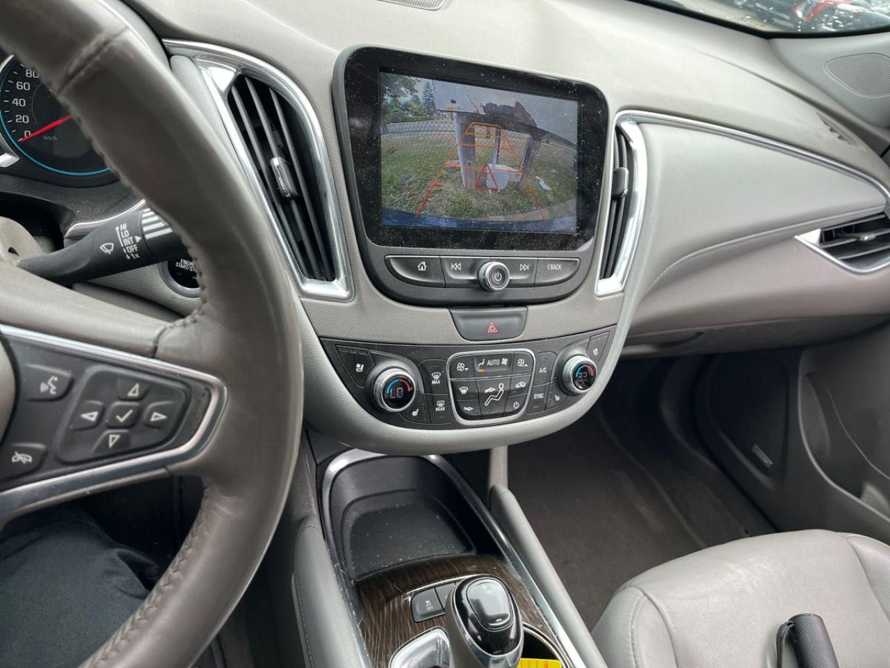 2016 Chevrolet Malibu Premier | Leather | Sunroof | Nav | Cam | Alloys++ Photo10