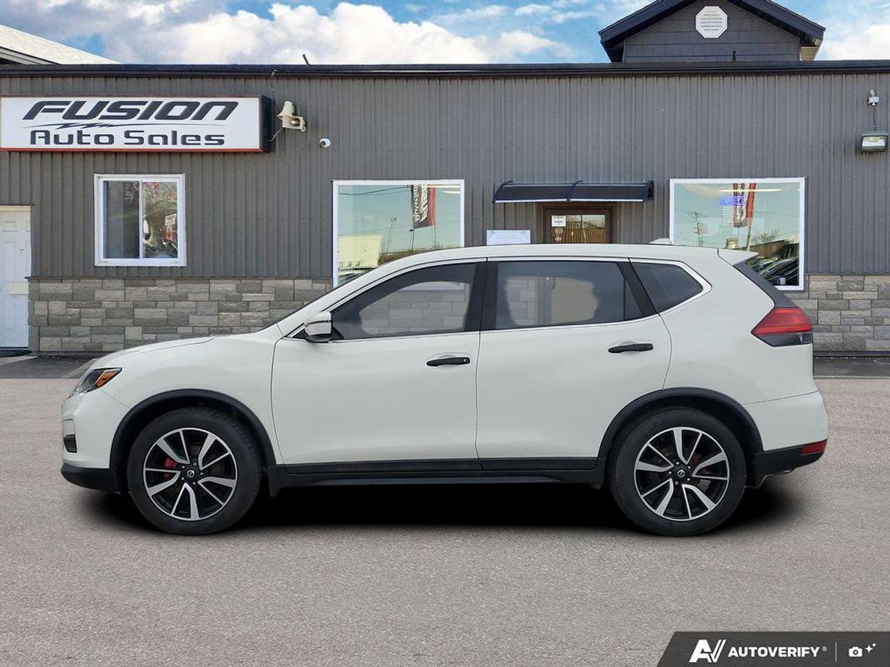 2017 Nissan Rogue S *Ltd Avail*-HEATED SEATS-REAR CAMERA-ALLOY WHEEL Photo