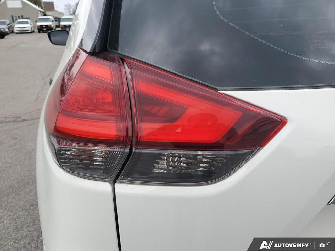 2017 Nissan Rogue S *Ltd Avail*-HEATED SEATS-REAR CAMERA-ALLOY WHEEL Photo