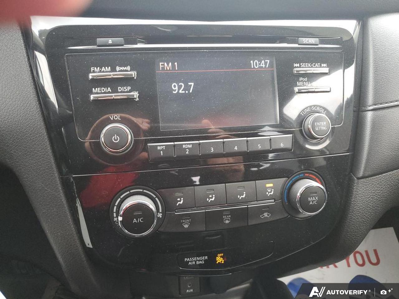 2017 Nissan Rogue S *Ltd Avail*-HEATED SEATS-REAR CAMERA-ALLOY WHEEL Photo