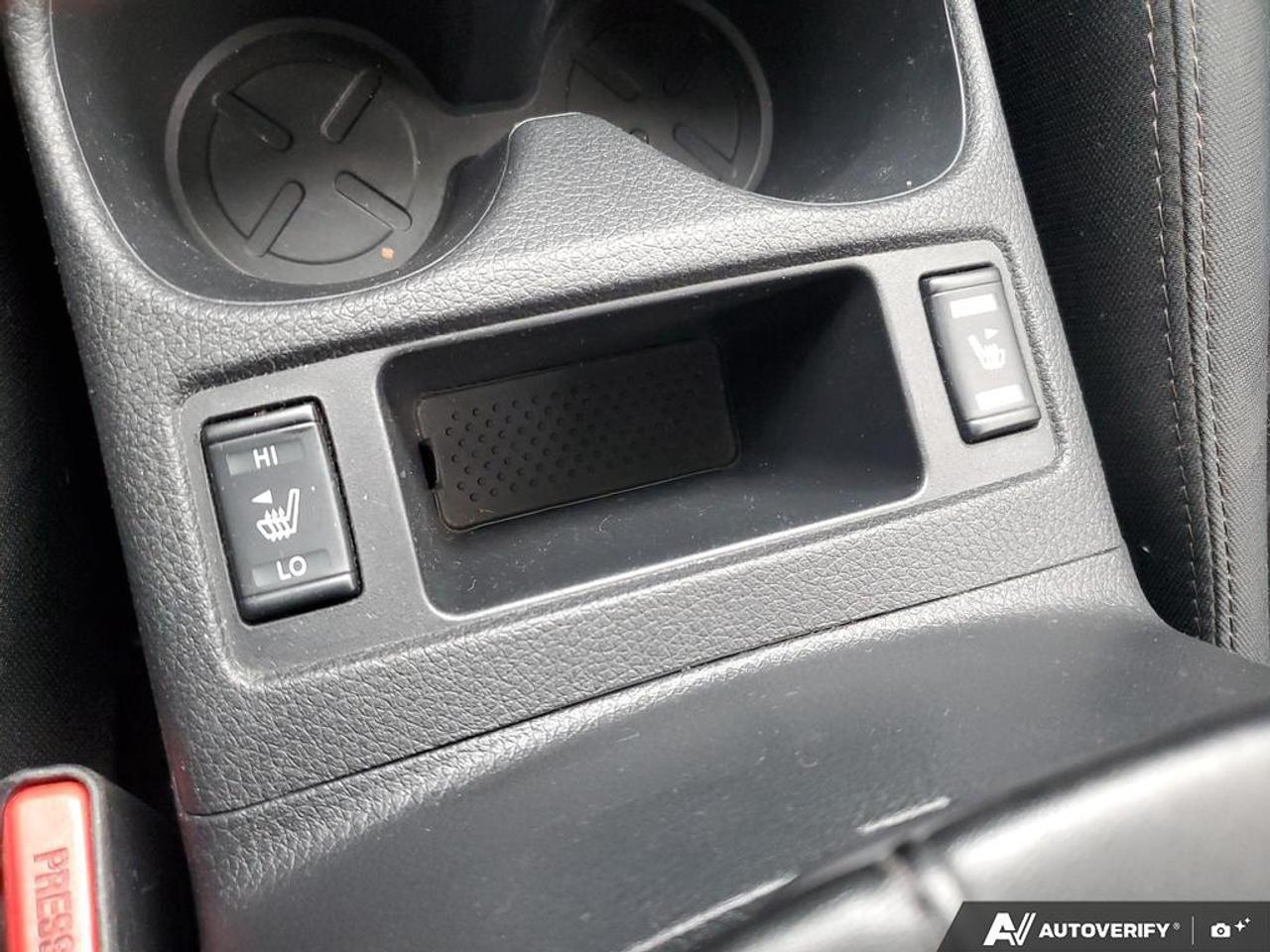 2017 Nissan Rogue S *Ltd Avail*-HEATED SEATS-REAR CAMERA-ALLOY WHEEL Photo