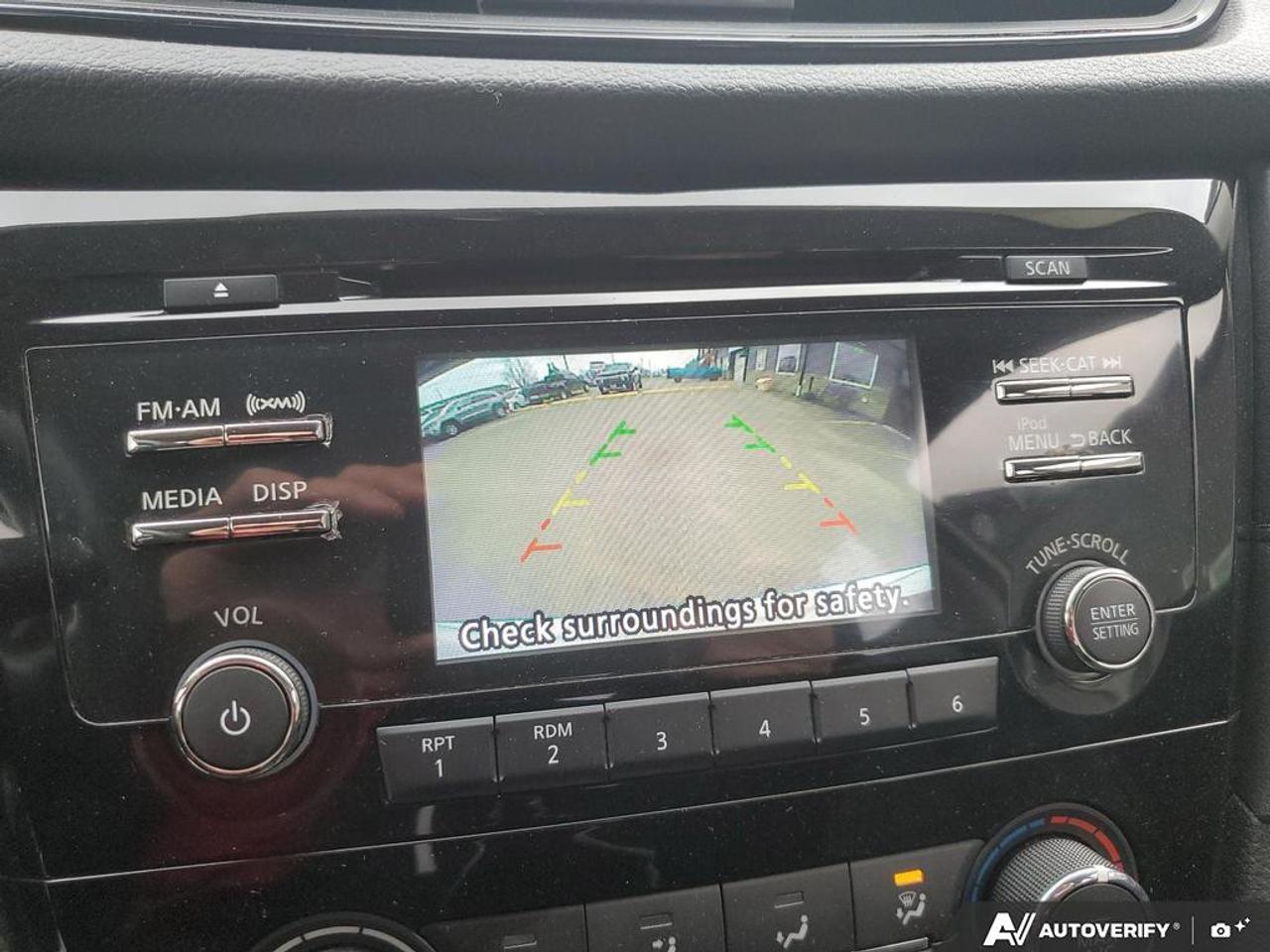 2017 Nissan Rogue S *Ltd Avail*-HEATED SEATS-REAR CAMERA-ALLOY WHEEL Photo