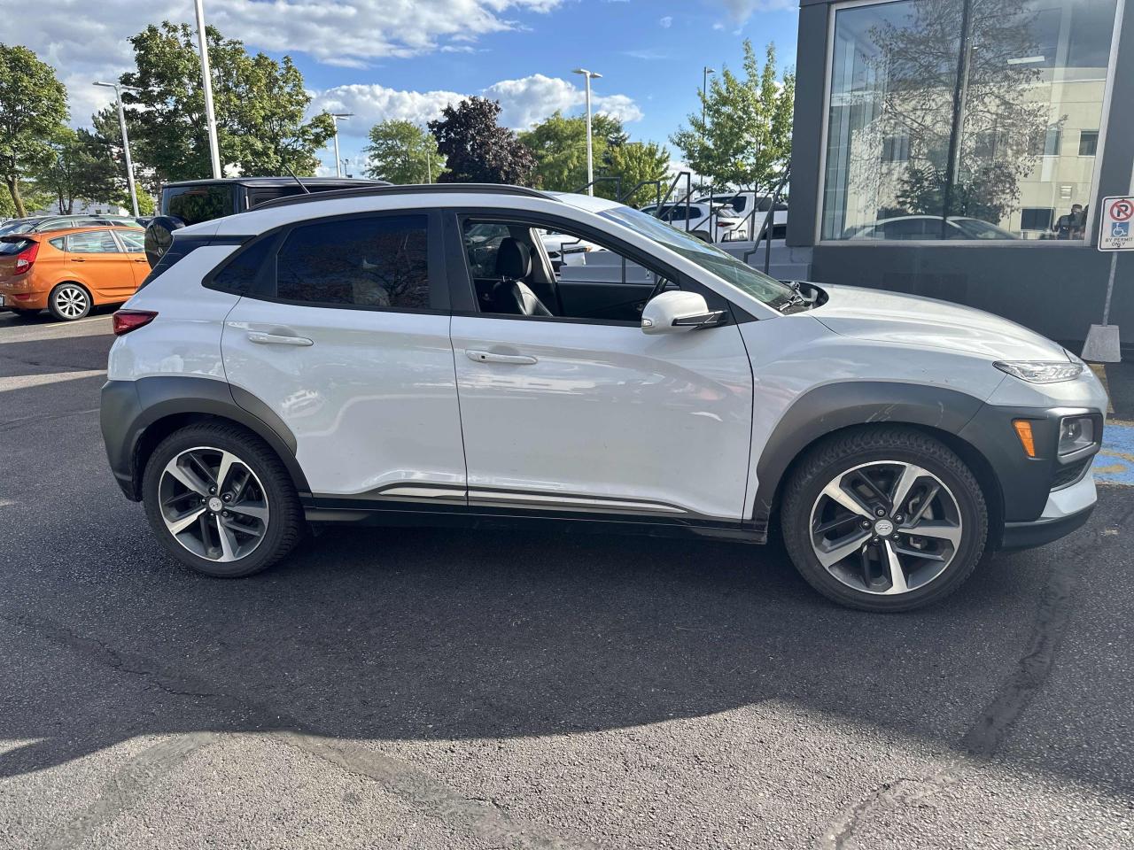 2018 Hyundai KONA Ultimate | AWD | Leather | Roof | Nav | Cam | BSM Photo5