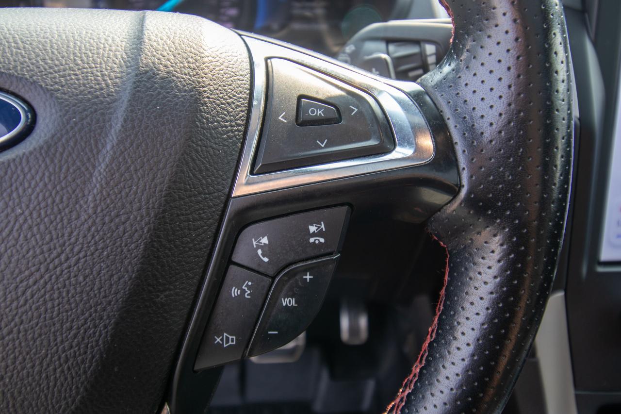 2022 Ford Edge ST LINE AWD Photo5