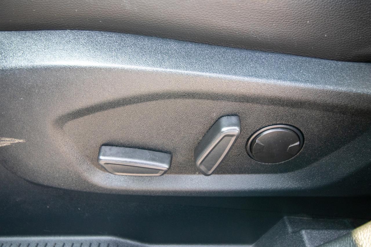 2022 Ford Edge ST LINE AWD Photo5