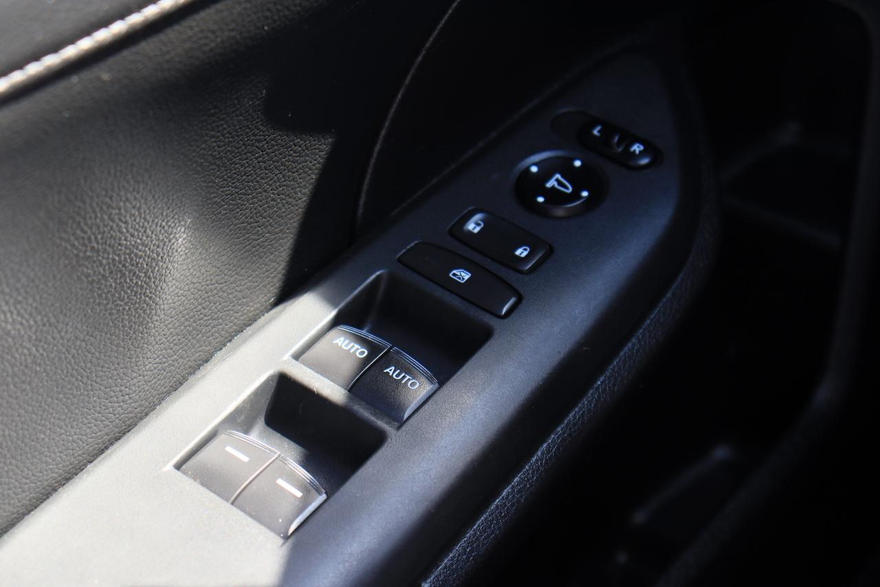 2018 Honda Civic Sport Touring | Auto | Leather | Roof | Nav | Cam Photo