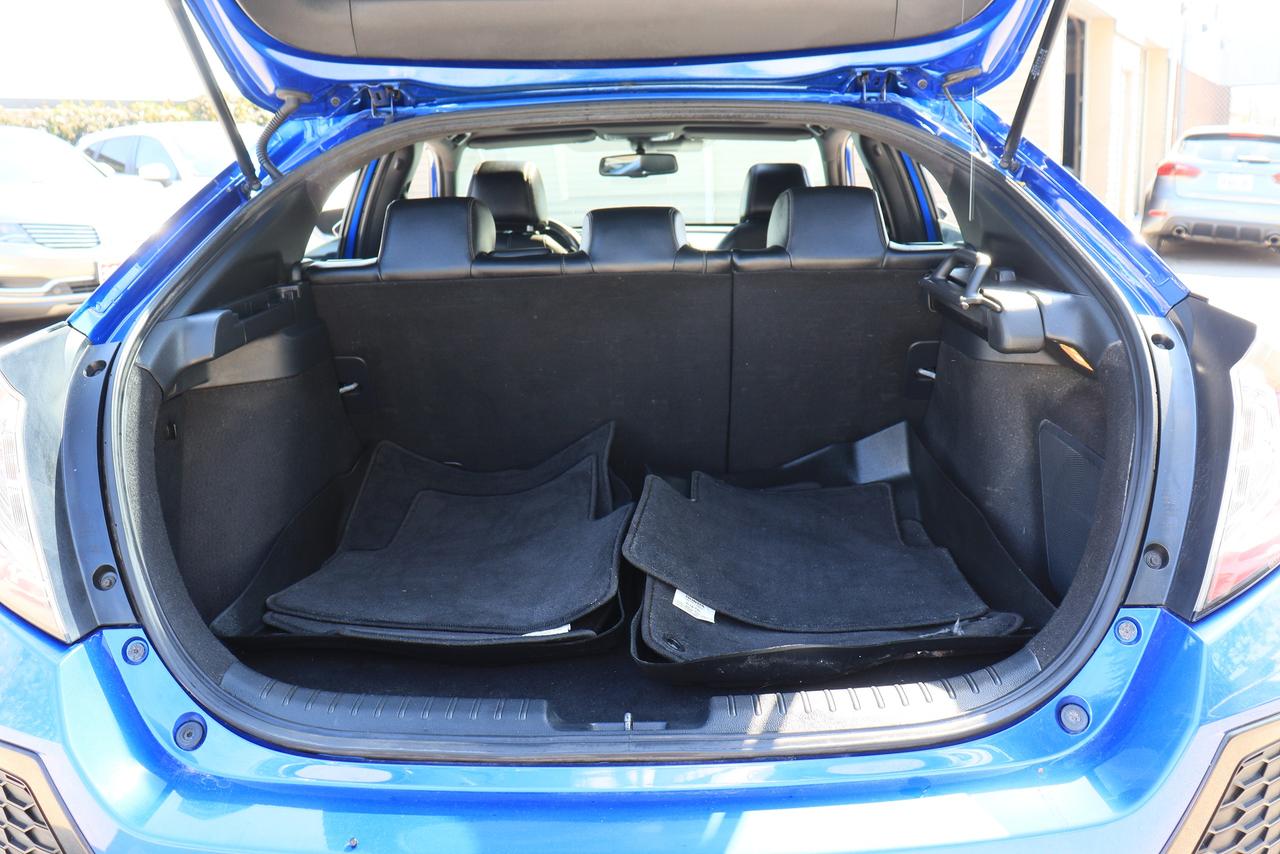 2018 Honda Civic Sport Touring | Auto | Leather | Roof | Nav | Cam Photo