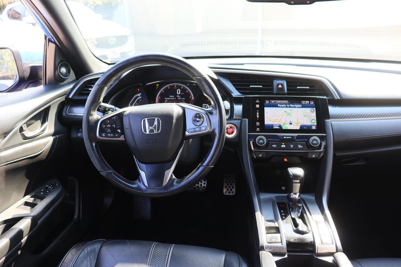 2018 Honda Civic Sport Touring | Auto | Leather | Roof | Nav | Cam Photo