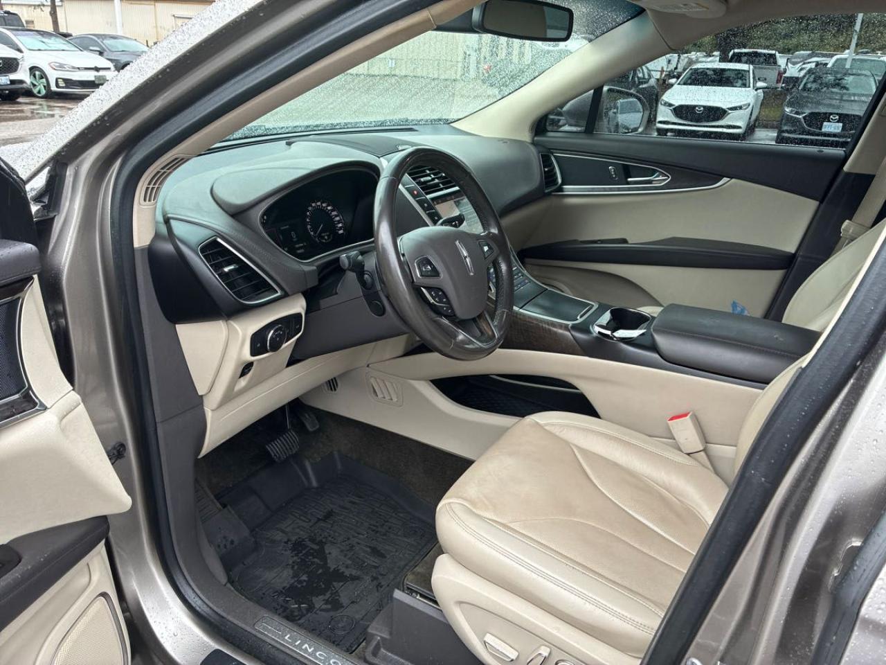 2018 Lincoln MKX Reserve | AWD | Leather | Pano Roof | Nav | Cam ++ Photo26