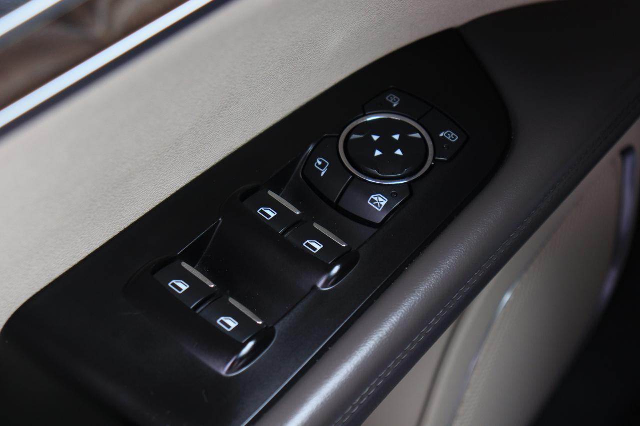 2018 Lincoln MKX Reserve | AWD | Leather | Pano Roof | Nav | Cam ++ Photo64