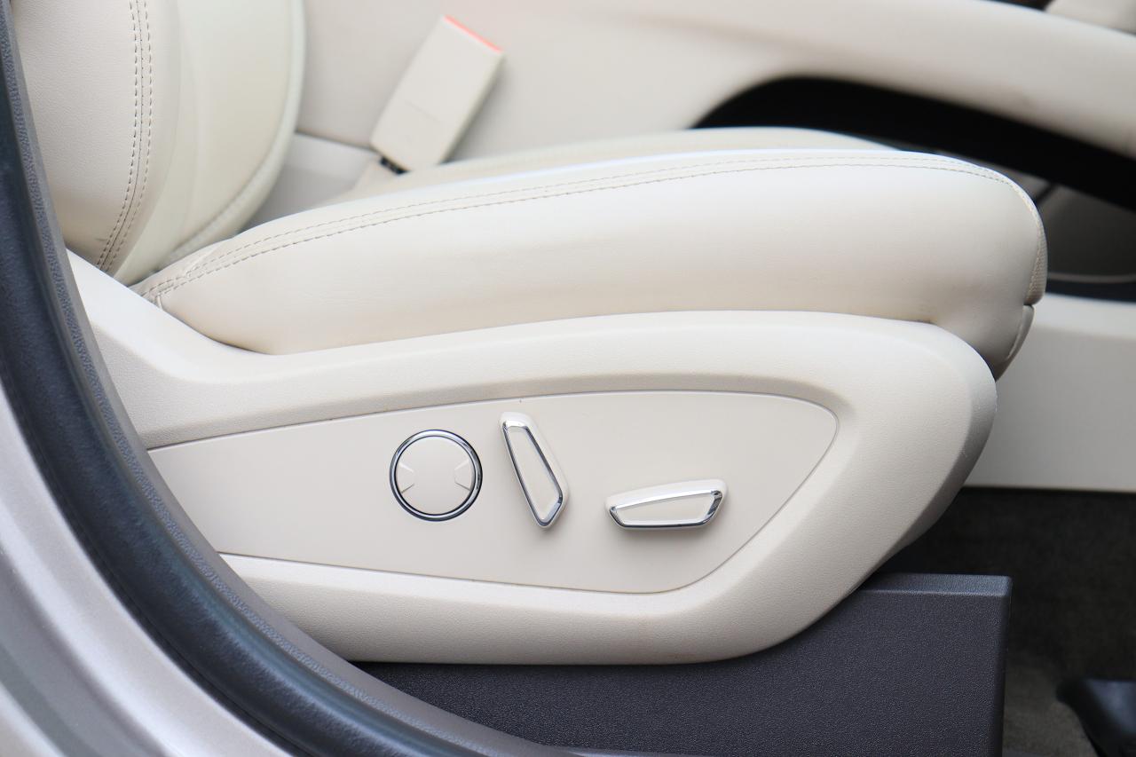2018 Lincoln MKX Reserve | AWD | Leather | Pano Roof | Nav | Cam ++ Photo38