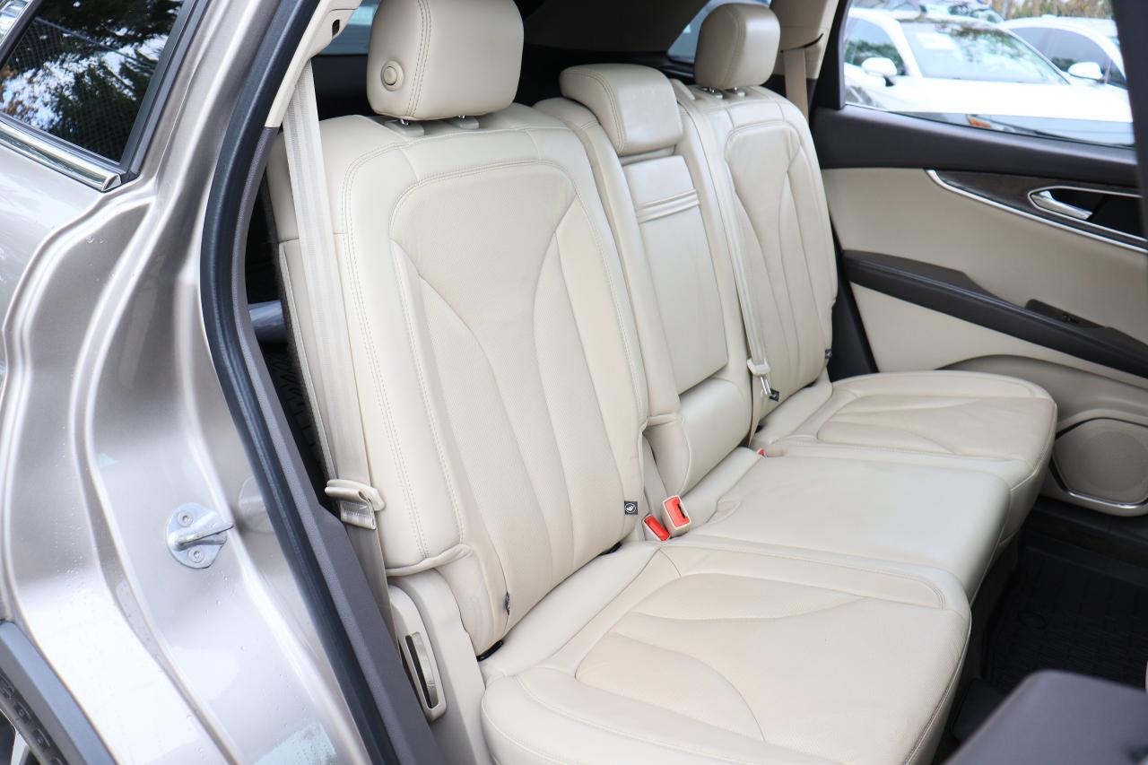 2018 Lincoln MKX Reserve | AWD | Leather | Pano Roof | Nav | Cam ++ Photo36