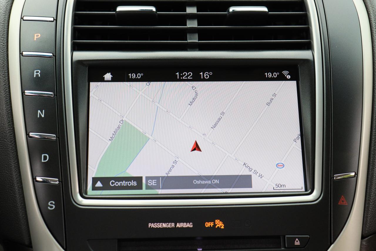 2018 Lincoln MKX Reserve | AWD | Leather | Pano Roof | Nav | Cam ++ Photo67