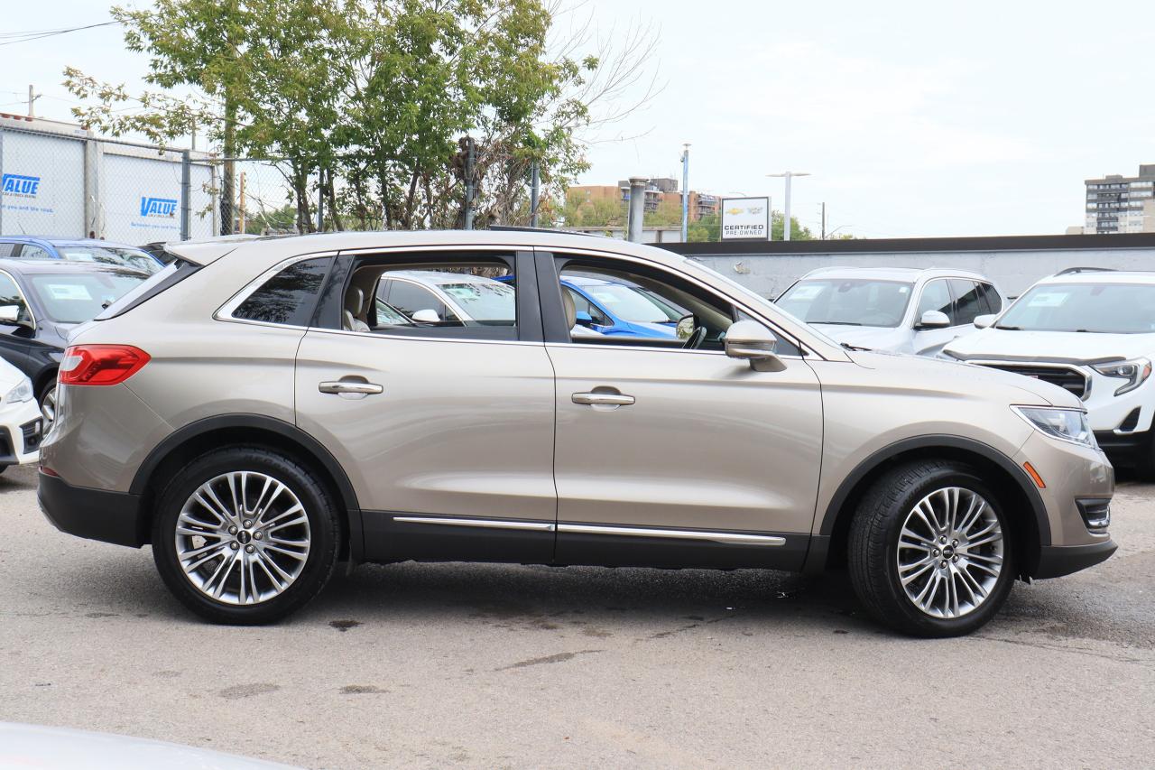 2018 Lincoln MKX Reserve | AWD | Leather | Pano Roof | Nav | Cam ++ Photo10