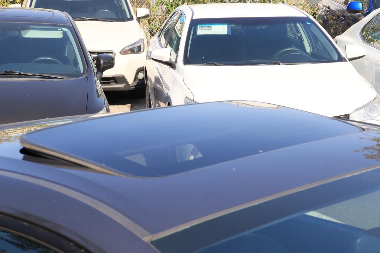 2014 Honda Civic EX | Auto | Sunroof | Cam | Bluetooth | Alloys ++ Photo