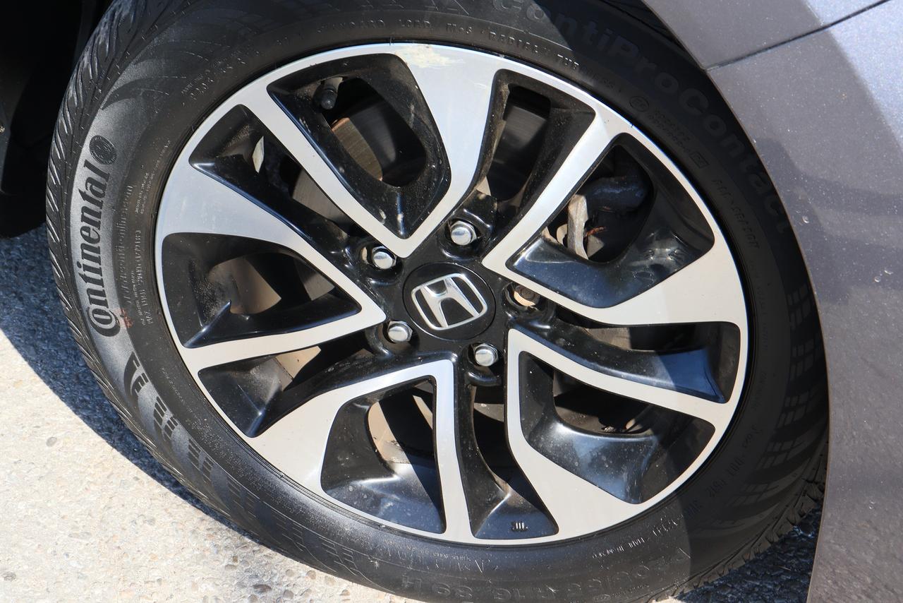 2014 Honda Civic EX | Auto | Sunroof | Cam | Bluetooth | Alloys ++ Photo