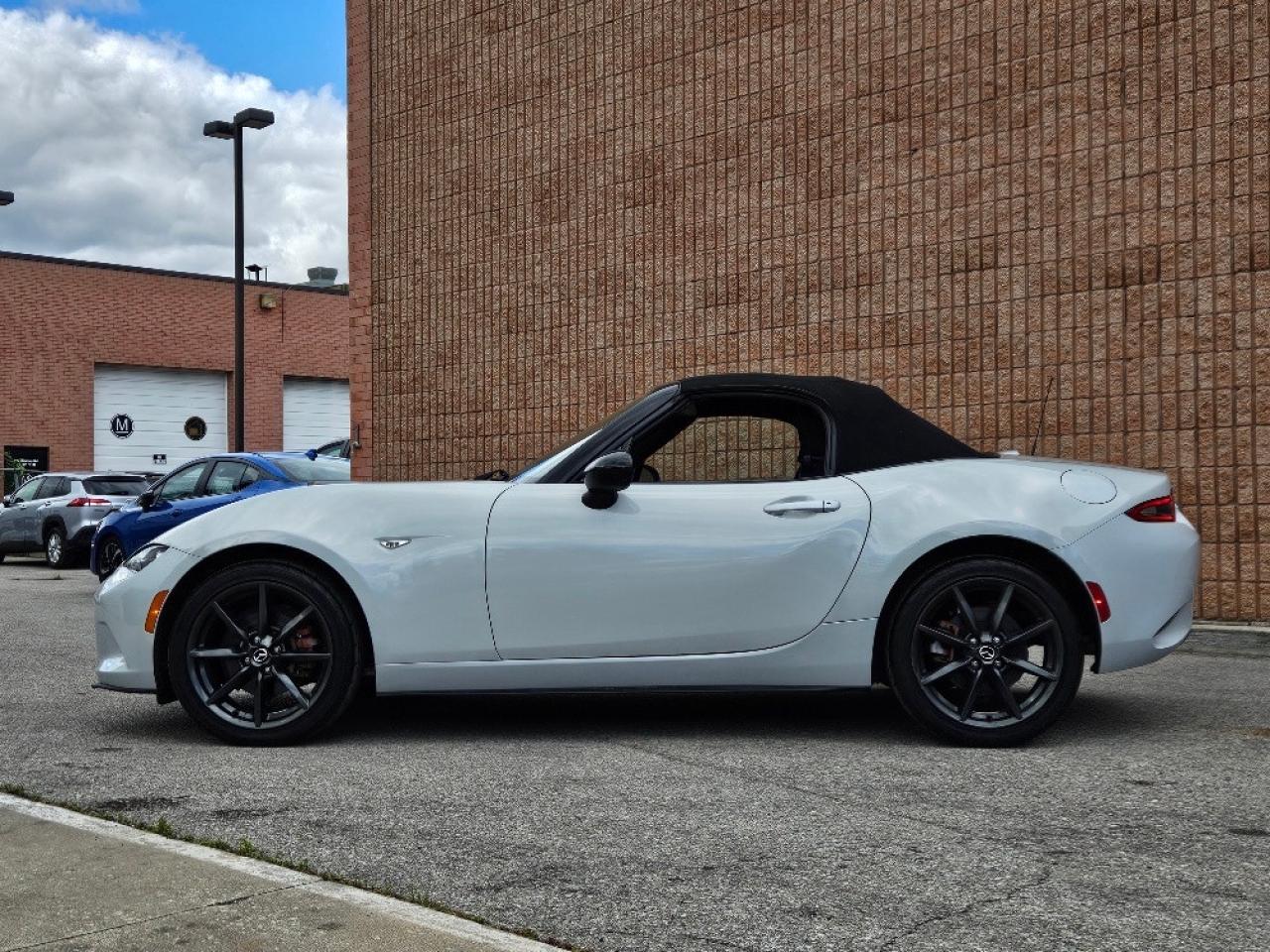 2016 Mazda Miata MX-5 CONVERTIBLE GS-6 SPEED-NAVIGATION Photo