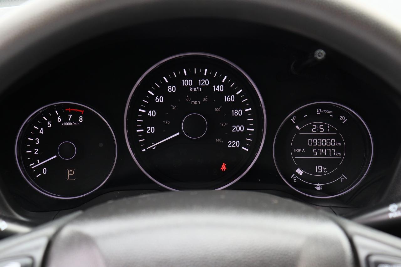 2016 Honda HR-V LX | AWD | Reverse Cam | Bluetooth | Alloys & More Photo