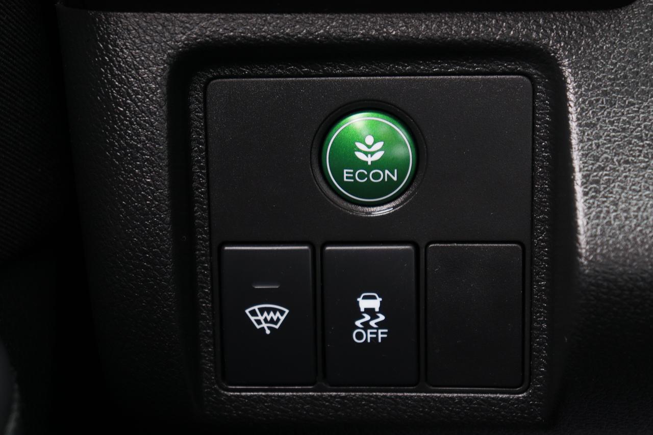 2016 Honda HR-V LX | AWD | Reverse Cam | Bluetooth | Alloys & More Photo