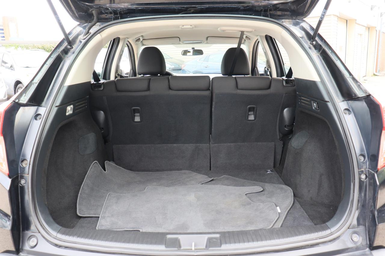 2016 Honda HR-V LX | AWD | Reverse Cam | Bluetooth | Alloys & More Photo