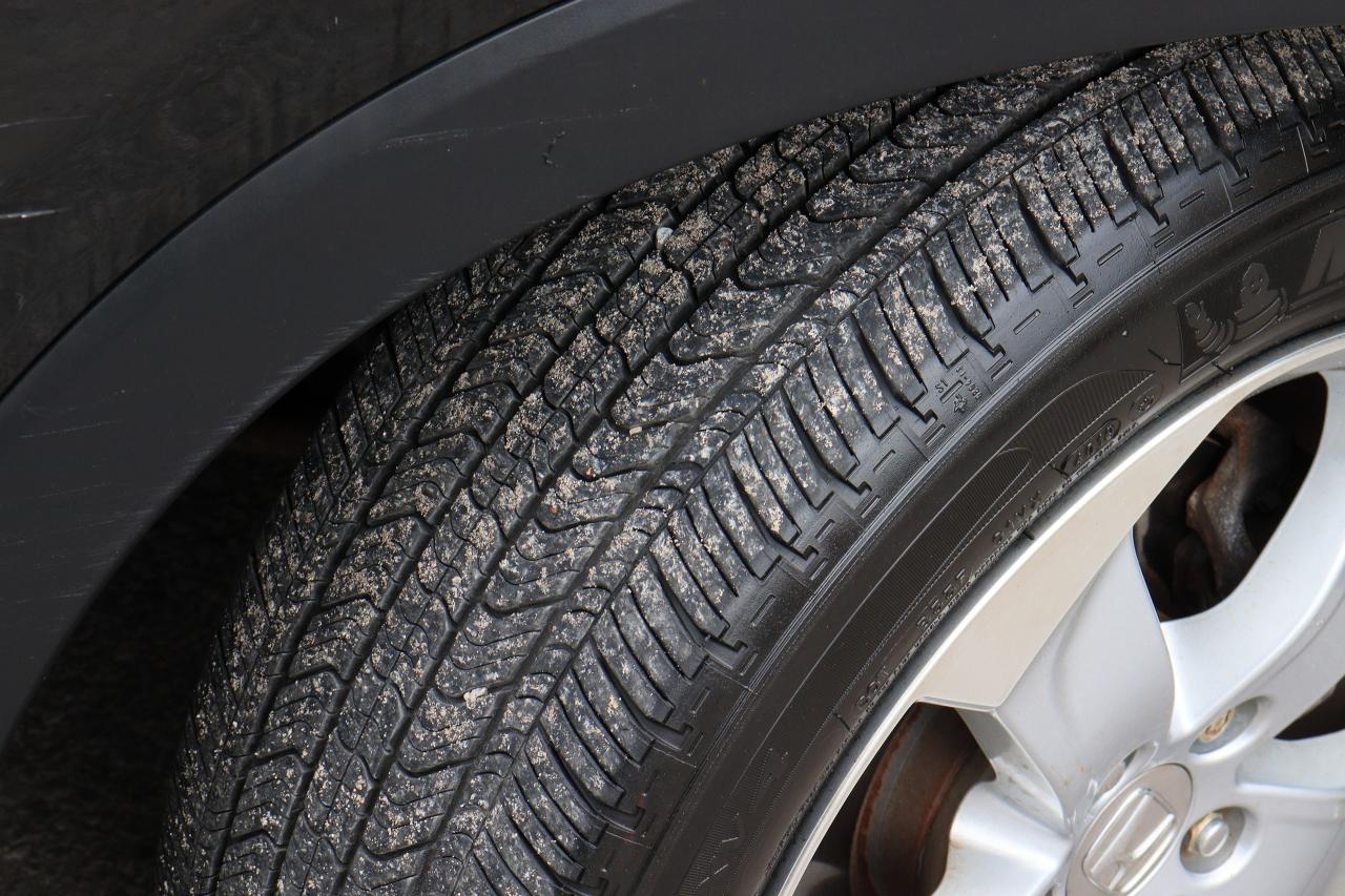 2016 Honda HR-V LX | AWD | Reverse Cam | Bluetooth | Alloys & More Photo