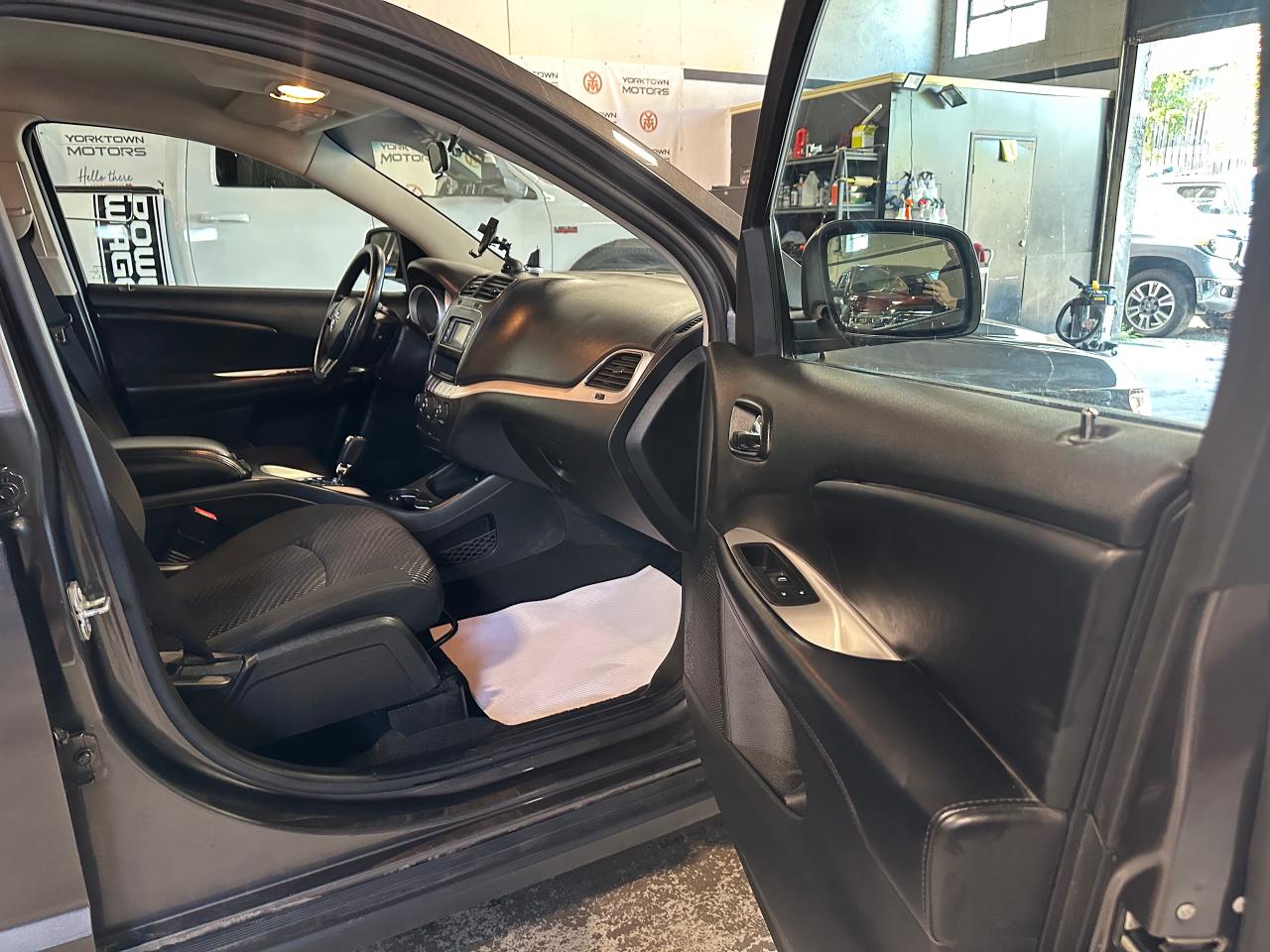 2016 Dodge Journey Canada Value Pkg - Photo #5