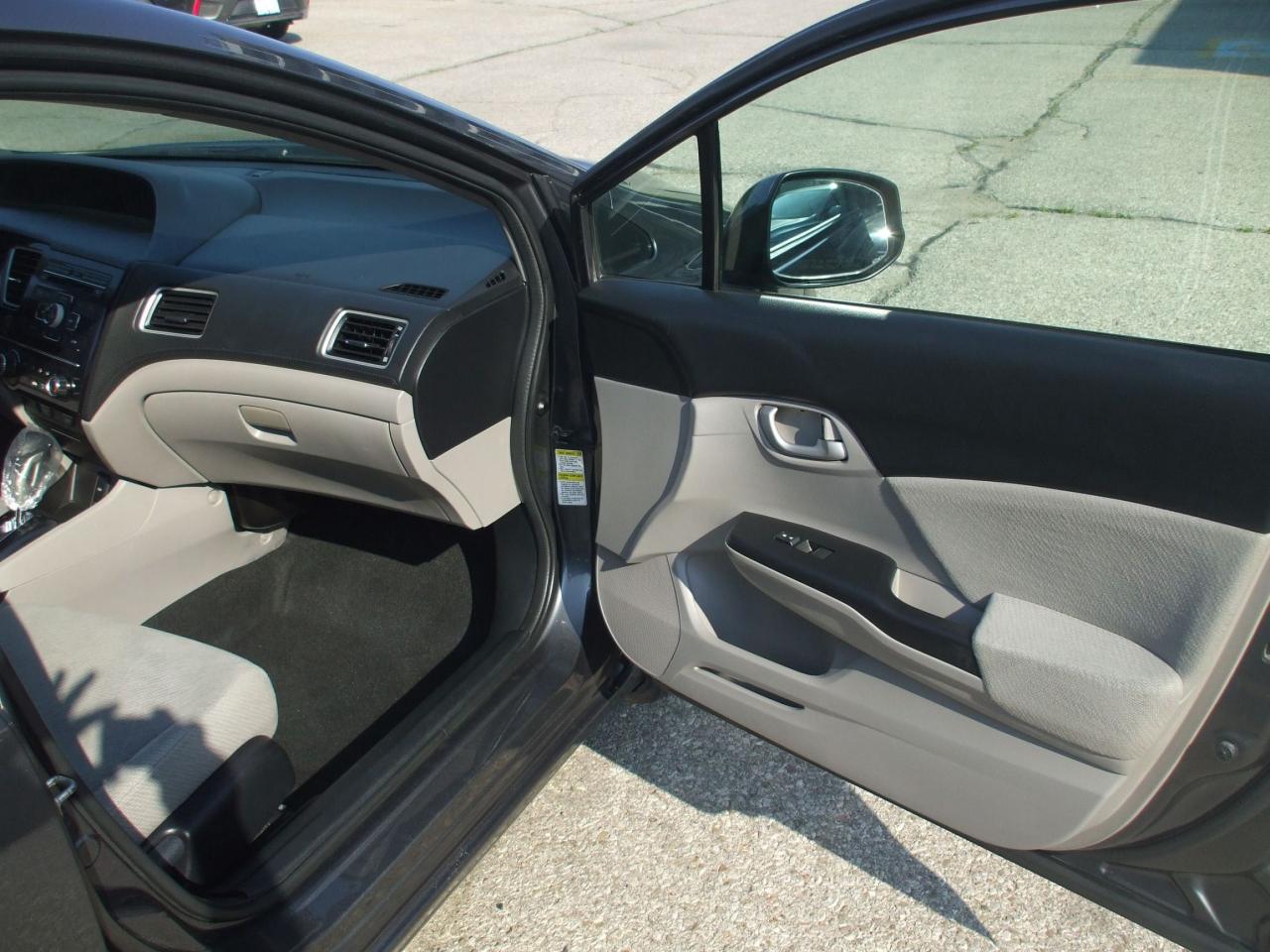 2013 Honda Civic LX,Auto,A/C,Bluetooth,Certified,New Tires,Aux
