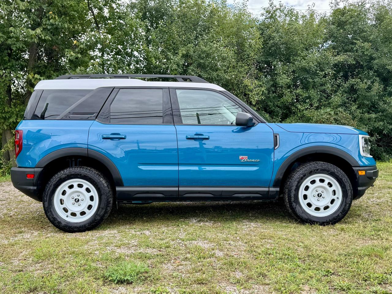 2023 Ford Bronco Sport Heritage Limited 4WD 2.0L Clean Carfax | Sunroof - Photo #6