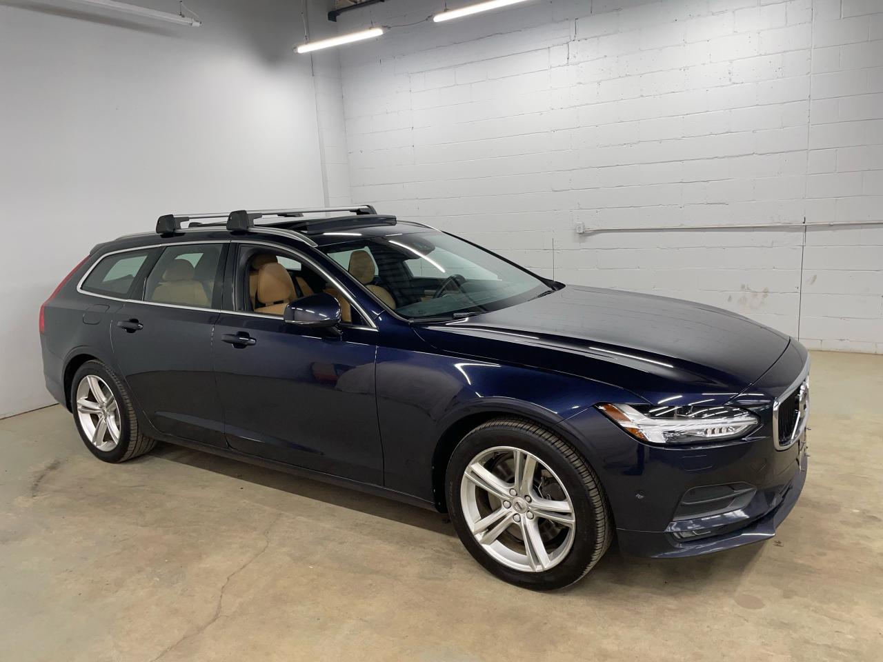 Used 2017 Volvo V90 T6 Momentum for sale in Guelph, ON