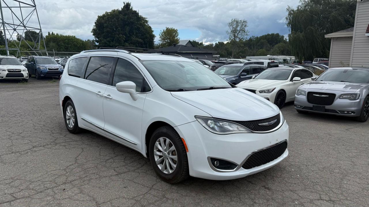 2018 Chrysler Pacifica Touring-L Plus - Photo #7