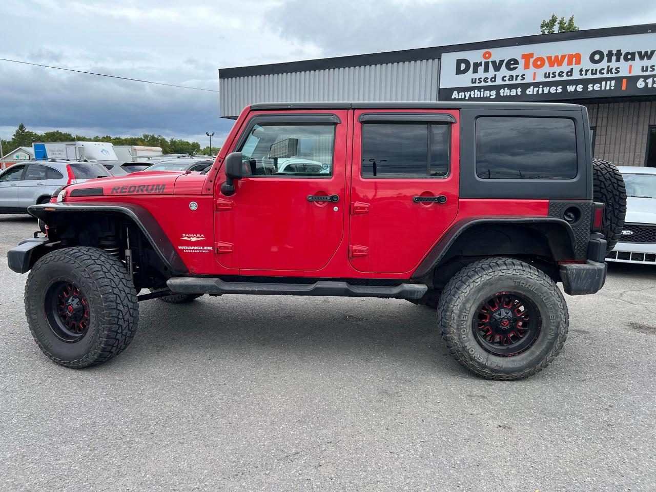 2012 Jeep Wrangler 4WD 4DR SAHARA - Photo #2