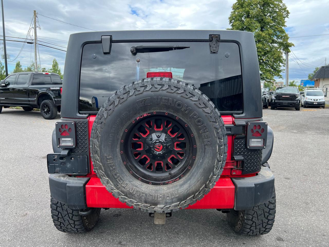 2012 Jeep Wrangler 4WD 4DR SAHARA - Photo #4