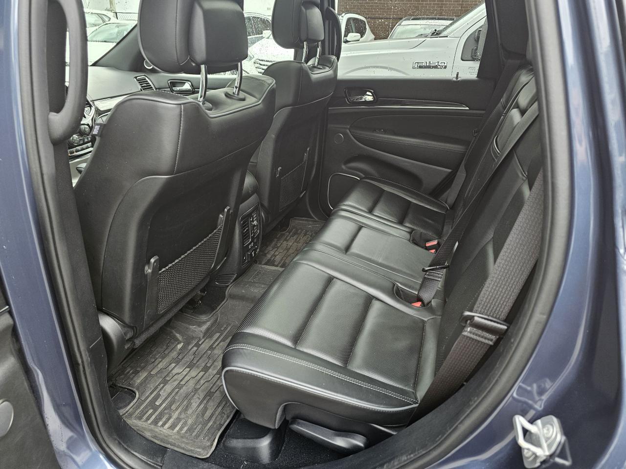 2019 Jeep Grand Cherokee Overland 4x4, FULLY LOADED, NAVI, PANORAMIC, 141KM - Photo #10