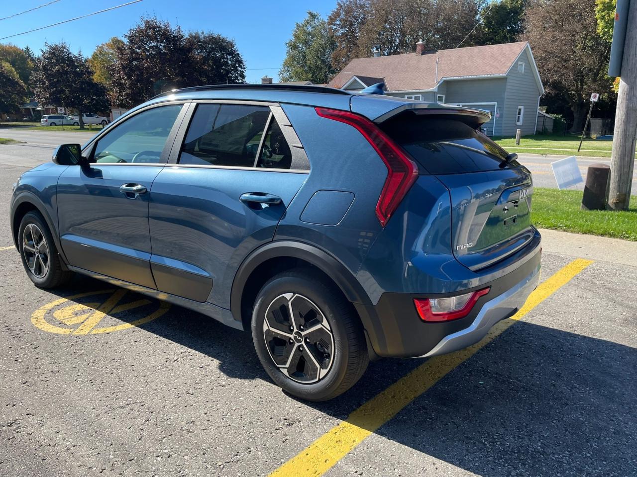 2026 Kia NIRO EX *Used Dealer Demo* Photo