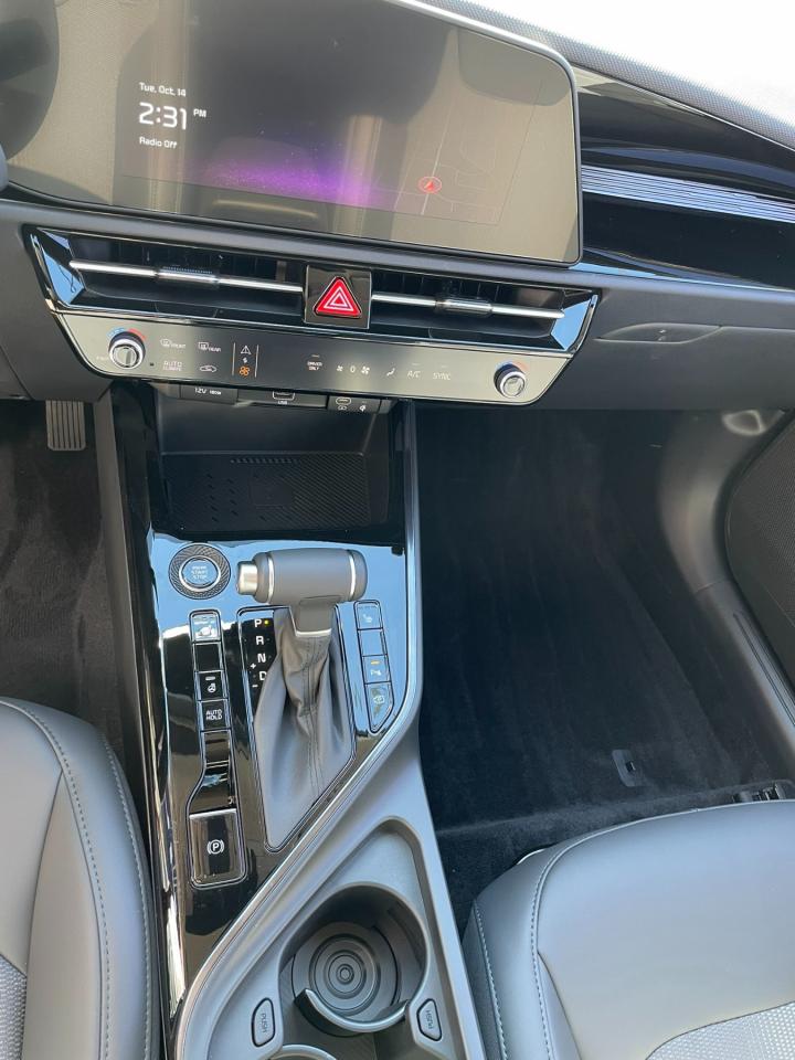 2026 Kia NIRO EX *Used Dealer Demo* Photo